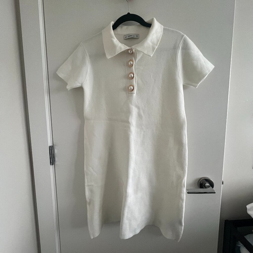Zara white collared knit dress with buttons